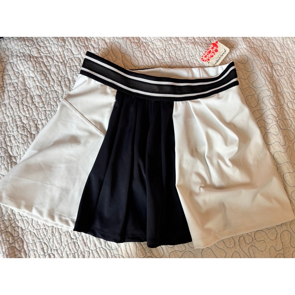 Free People Movement Black & White Skort‎ Size Small
